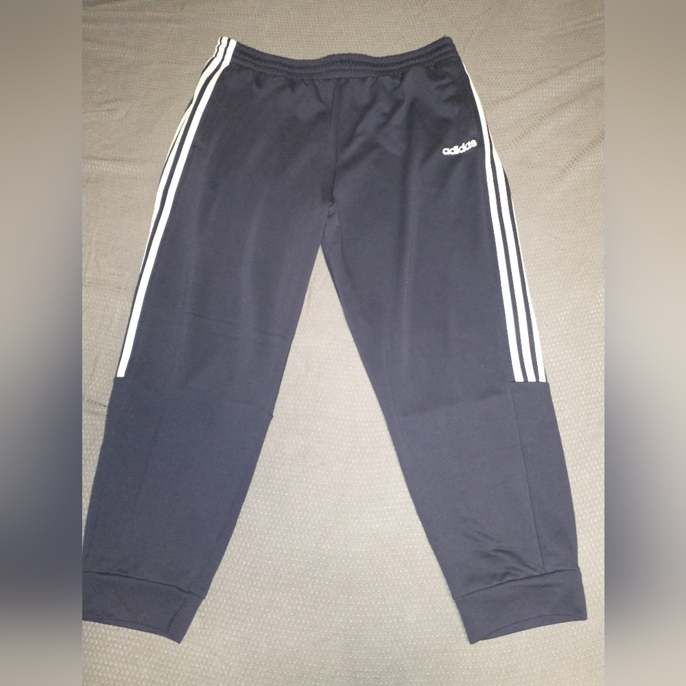 Men's Adidas XXL sweatpants/joggers